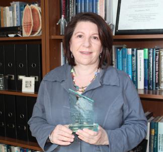 Dr. Meryl Butters Receives the Philip Troen Award